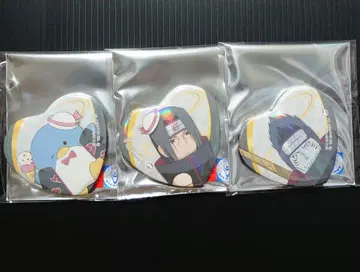 NARUTO 산리오 하트형 캔뱃지 이타치 키사메 턱시도샘 세트