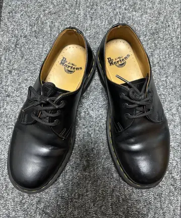 Dr.Martens