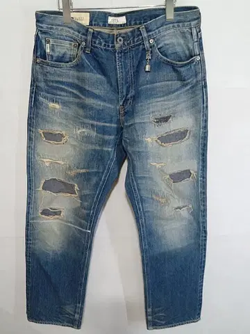 FDMTL SLIM FIT STRAIGHT DENIM W34 L30