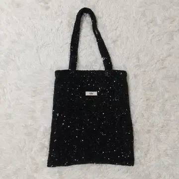 Uhr 우아 스팽글 토트백 블랙