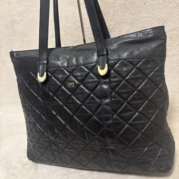 새상품급 HANAE MORI 퀼팅 토트백 가죽 블랙 대용량