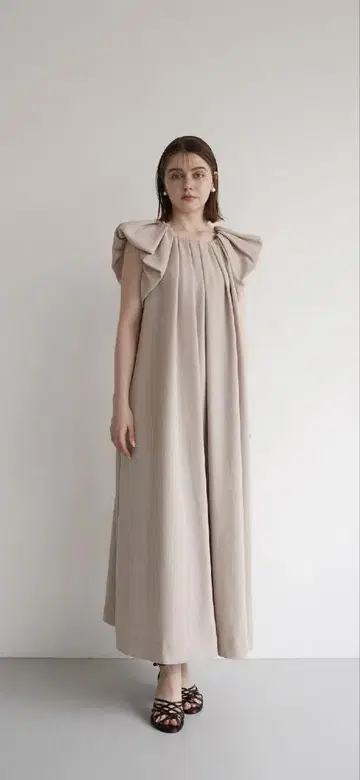 [ Acka ] 드레이프 원피스 베이지 size2