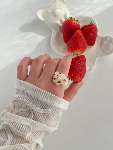 제멋대로 아기 곰 씨/달리는 강아지 반지 꽃무늬 레드