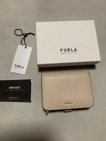 FURLA 베이지 반지갑 새상품급 카드 있음