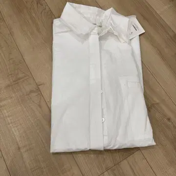 미사용 새상품 안누크 셔츠