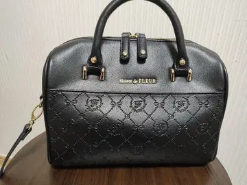 Maison de FLEUR 블랙 핸드백