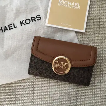 새상품 마이클코어스 MICHEAL KORS 브라운 키케이스