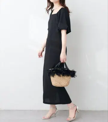 natural couture 소매 볼륨 세미 타이트 원피스 블랙