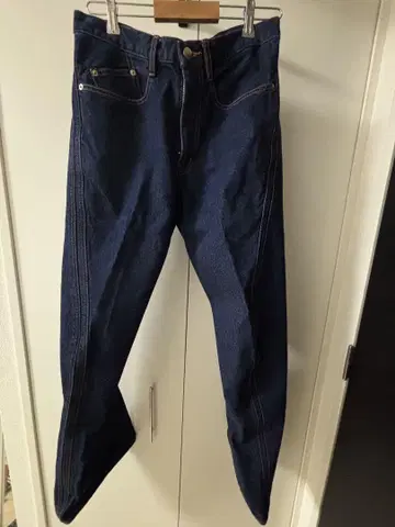 NVRFRGT 3d twisted jeans