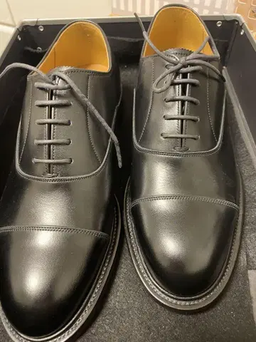 스코치그레인 네이키드 스트레이트 블랙 계열 25.0cm