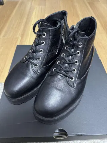 simplycomplicated BIG STEPPER BOOTS 심플리
