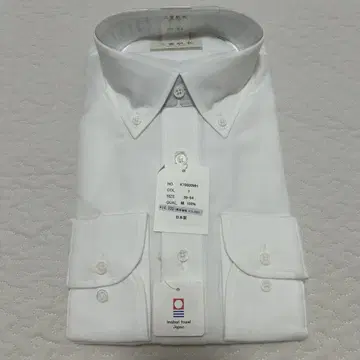 hadae 미토요하기 화이트 긴팔 셔츠