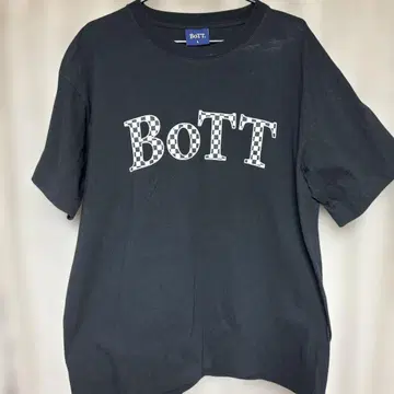 BoTT 로고 프린트 티셔츠 새상품급