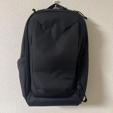 ELECOM 류크 콜라보 MNL CITY PACK BM-MNLBP01BK
