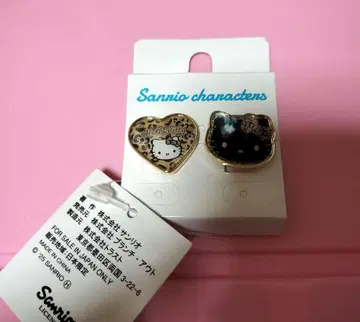 헬로키티 핀배치 완판템 표범 무늬 산리오 SANRIO 핀즈