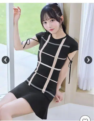 미셸 마카롱 체크 프릴 니트 원피스