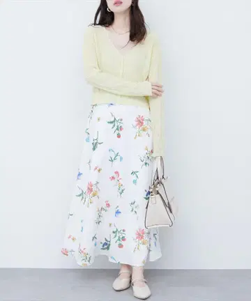새상품 naturalcouture 꽃무늬 플레어 스커트