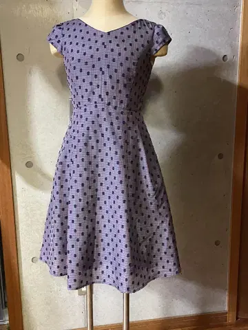 [새상품급] TOCCA 플레어 원피스 도트 프렌치 슬리브 청순 일본제