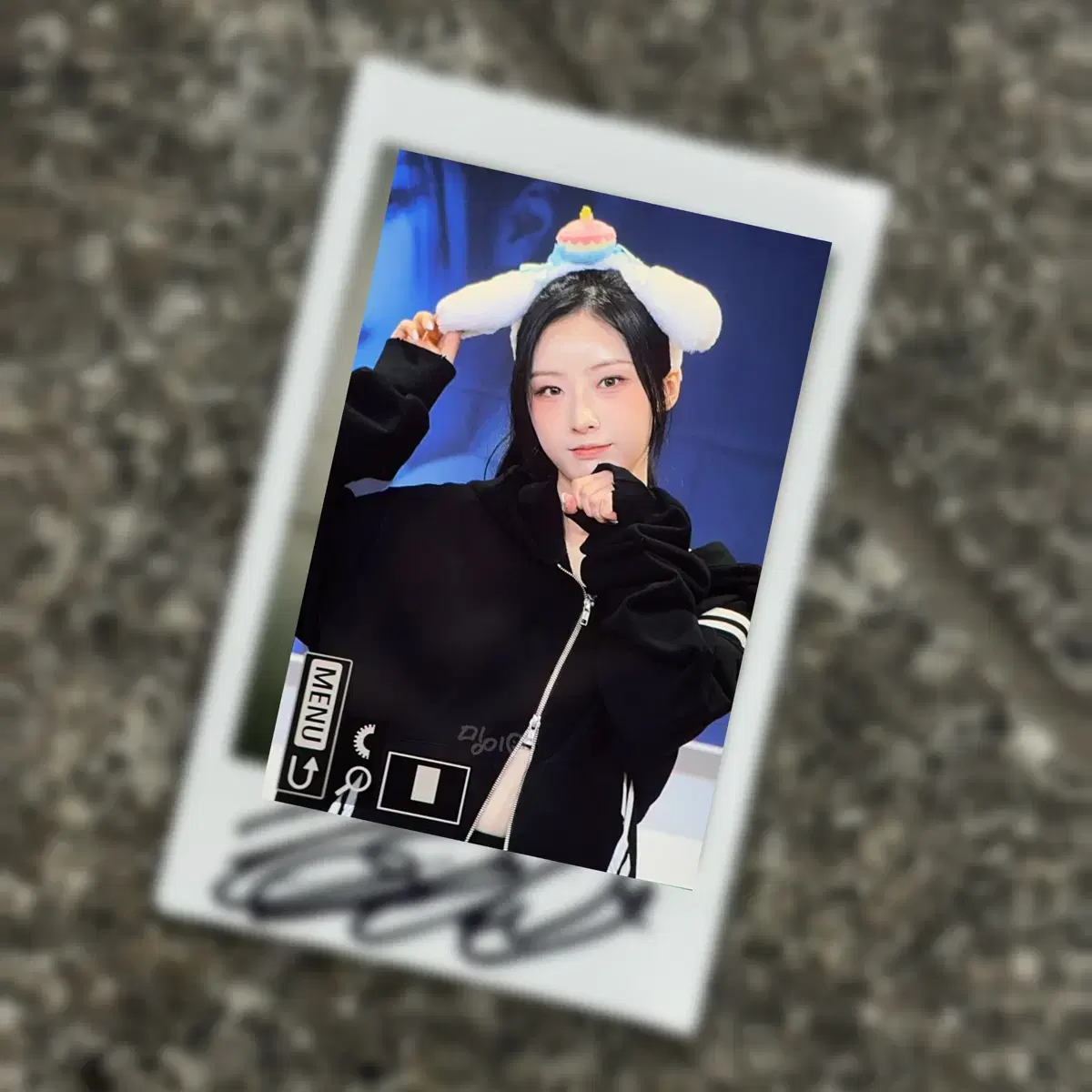 ARTMS Haseul Unreleased Signed Polaroid