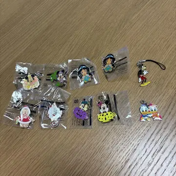 디즈니/핀 배지 키링