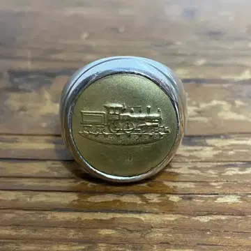 CANDY DESIGN & WORKS 빈티지 체인지 버튼 반지