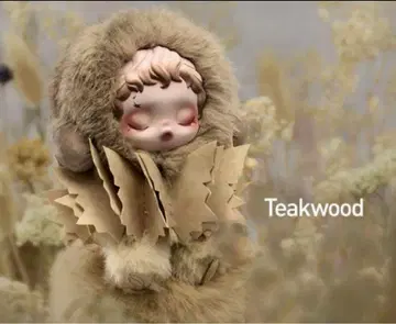 POPMART SKULLPANDA Teakwood 봉제 인형
