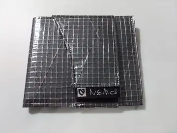 NEMO 컴팩트 지갑 실버 격자무늬