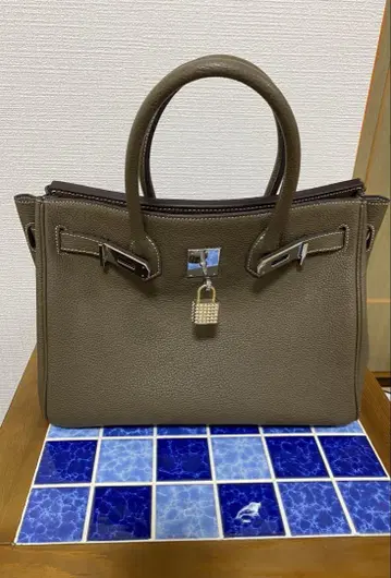 천연 가죽 핸드백 토프 새상품 32cm