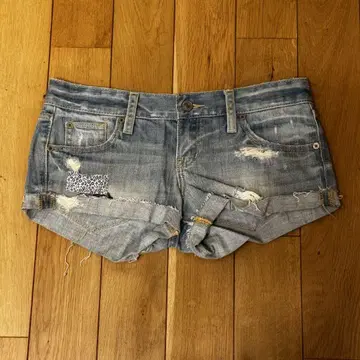 Abercrombie & Fitch 데미지 가공 숏팬츠 사이즈 00