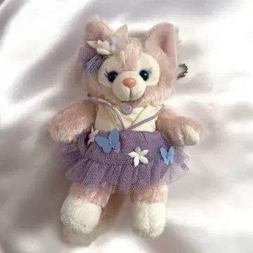 디즈니씨 프롬 올 오브 어스 40주년 리나벨 인형 배지