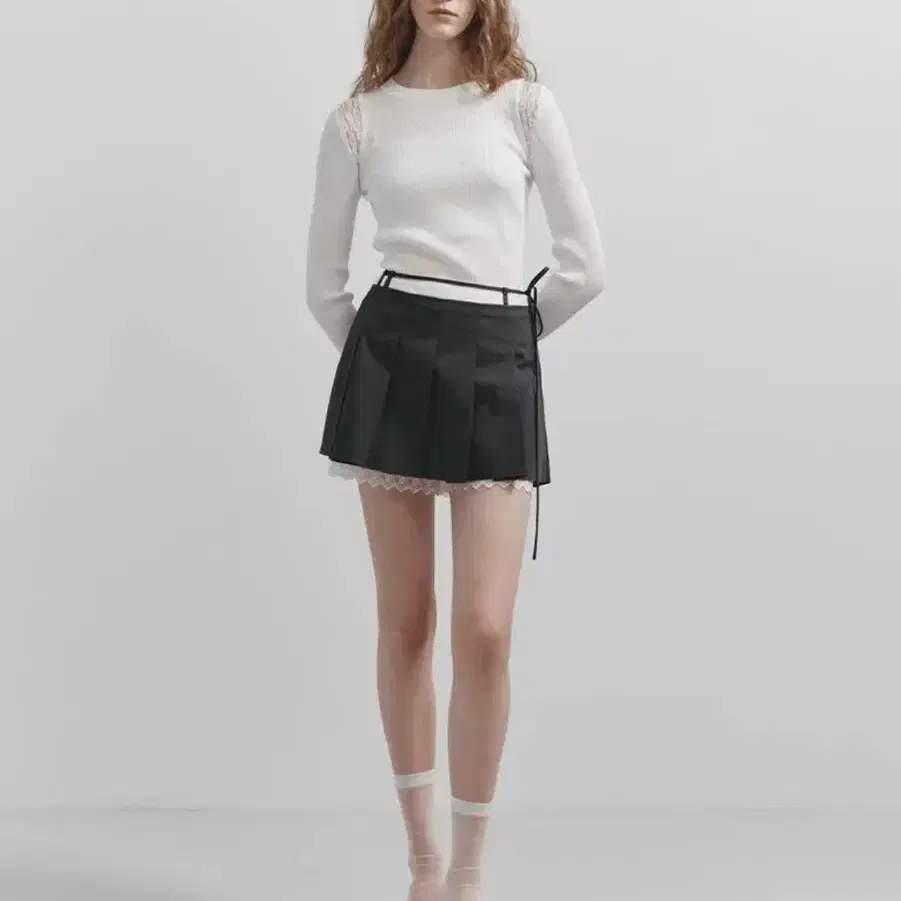 [RAIVE] Lace Layered Pleats Skirt in Beige ☆送料込☆ Raive Lace Layered Pleats Skirt on Bunjang Global Site.