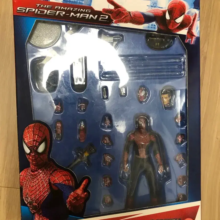 Mafex Amazing Spider-Man 2 Deluxe Set #스파이더맨피규어,#마블레전드,#피규어,#액션피규어,#마펙스 on  Bunjang Global Site., image size:900x900