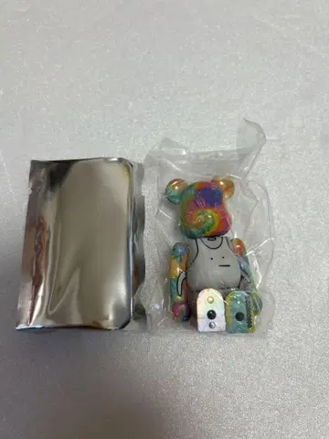 [새상품] BE@RBRICK SERIES 50 야바이 티셔츠 가게