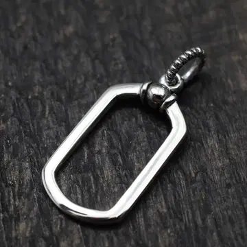 Silver925 컷 아웃 도그 택 액자 참 펜던트