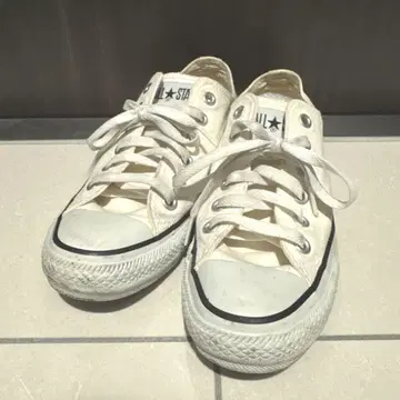 CONVERSE ALL STAR 화이트 로우컷 스니커즈
