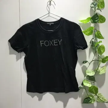 FOXEY NEW YORK 상의 로고 빅 사이즈 티셔츠 블랙 LL
