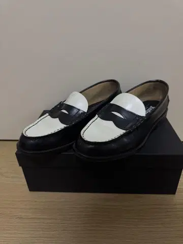 The Kenford Fineshoes 콤비 로퍼 레어
