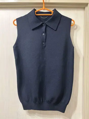 라빠르망 Sleeveless Knit 네이비 미착용