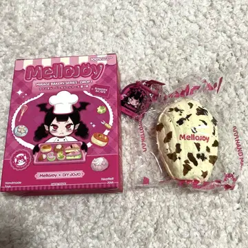 mellojoy 판타지 베이커리 스퀴즈 로즈 마들렌