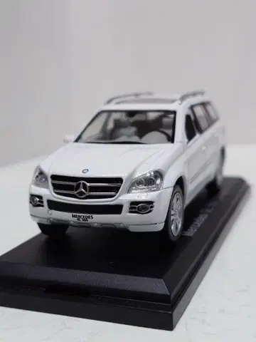 Mercedes CL 500 (2006) 미니카 화이트