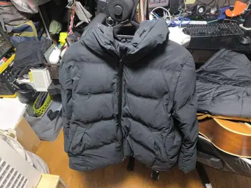 [새상품급] 다운 자켓 블랙 후드 부착