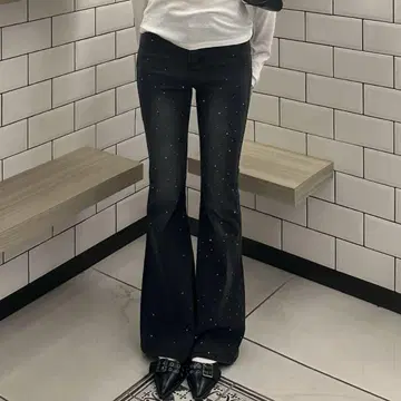 emmy 플레어 데님 팬츠 다크 블루