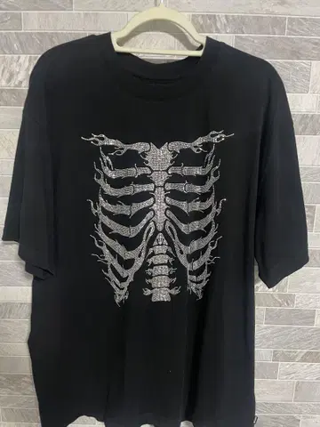 Rhinestone Fire Bones Tee | SUPPLIER XL