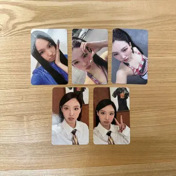 THIS IS FOR 나연