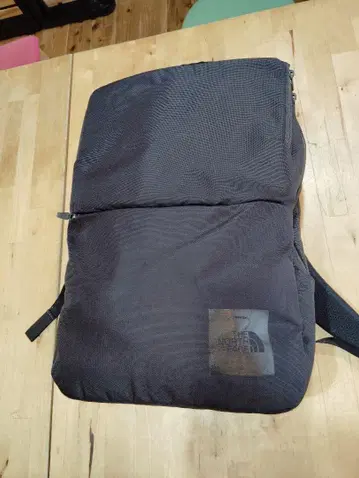THE NORTH FACE 셔틀 데이팩 NM81602