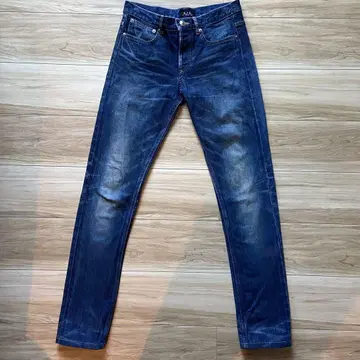 A.P.C. 스트레이트 데님 아페쎄 데님