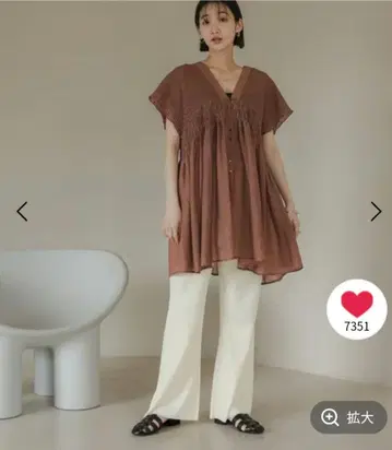 LOWRYS FARM 셔링 튜닉 프렌치 슬리브 브라운