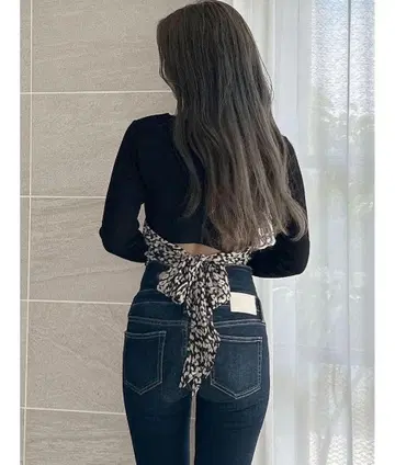 택 포함 새상품 GYDA 레오파드 BACK 리본 테레코 롱 T