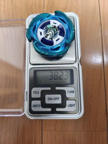 베이블레이드 X 에어로 페가수스 3-70A 고중량 베이코드 포함