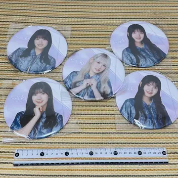 사쿠라자카46 로손 복권 캔뱃지 세트 -